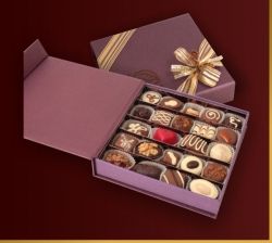 Duża Fioletowa Bombonierka