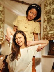 Tajski Masaż Pleców, Ramion i Głowy