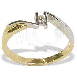 Pierścionek z brylantem